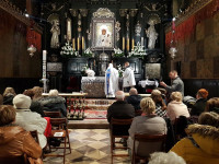 Parafianie z Korczewa na nocnym czuwaniu u Jasnogórskiej Pani